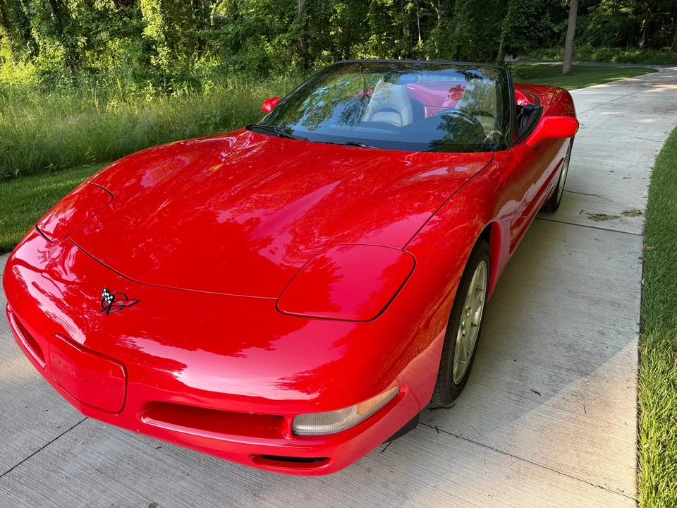 1998 Chevrolet Corvette C5 - Image 2 of 31
