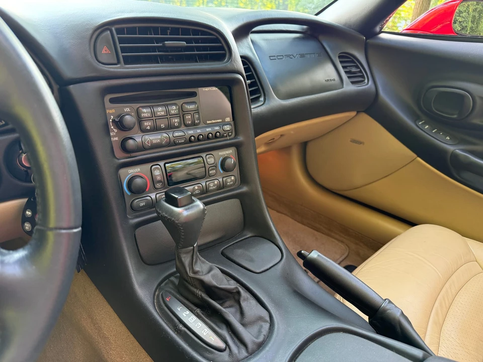 1998 Chevrolet Corvette C5 - Image 19 of 31