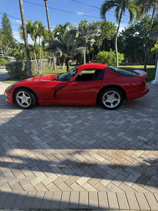 1998 Dodge Viper GTS 2nd Gen - Image 9 of 31