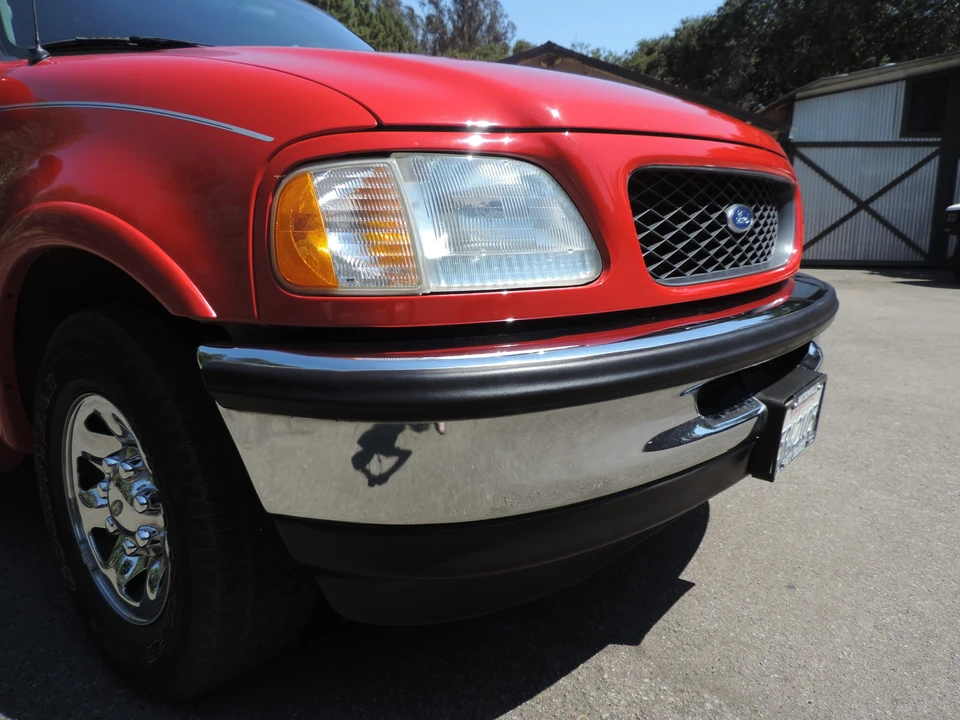1998 Ford F-150 10th Gen - Image 17 of 31
