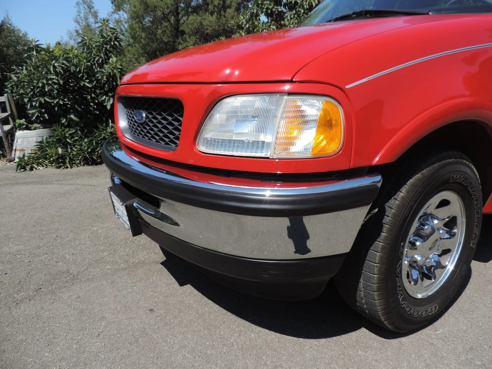 1998 Ford F-150 10th Gen - Image 18 of 31
