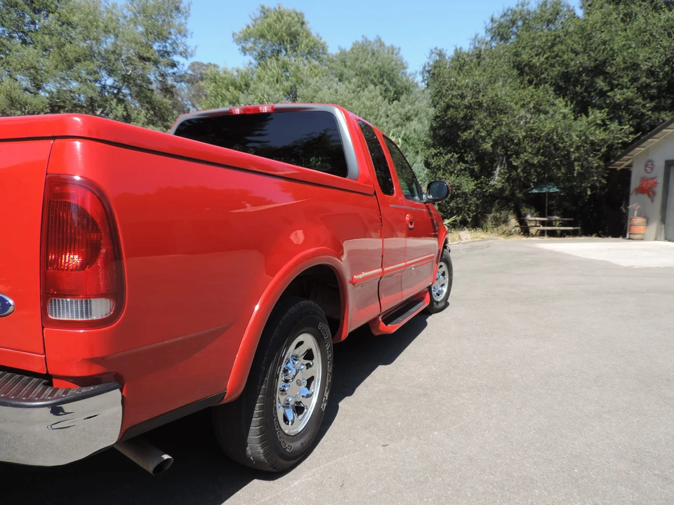 1998 Ford F-150 10th Gen - Image 26 of 31