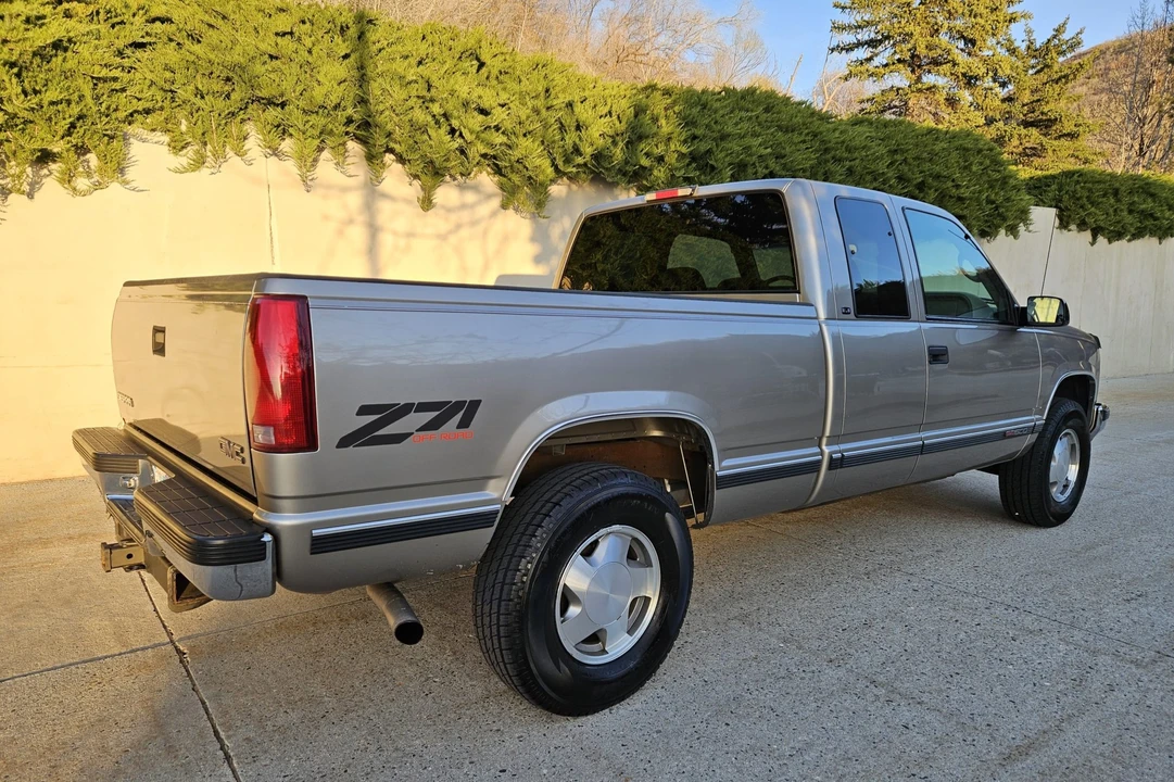 1998 GMC Sierra 1st Gen - Image 12 of 31