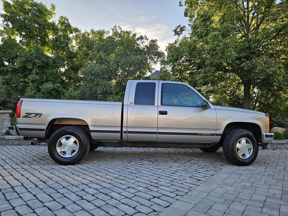 1998 GMC Sierra 1st Gen - Image 14 of 31