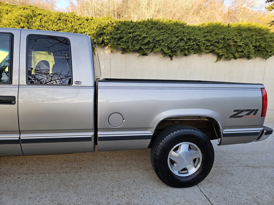 1998 GMC Sierra 1st Gen - Image 24 of 31