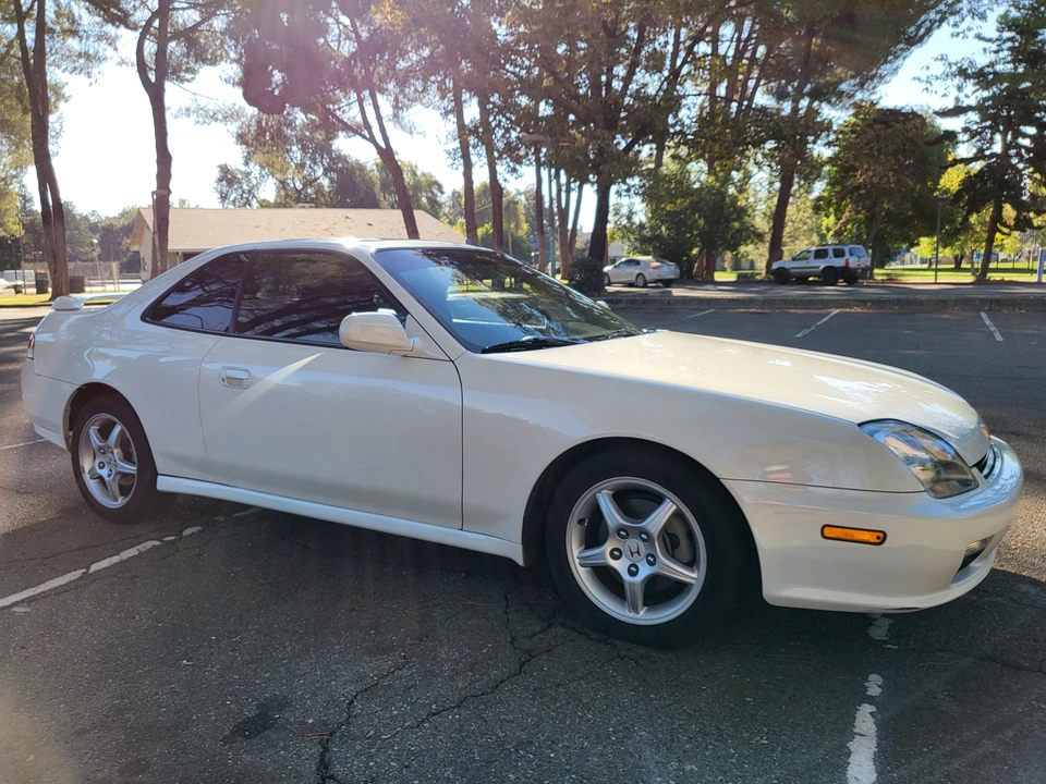1998 Honda Prelude 5th Gen - Image 11 of 31