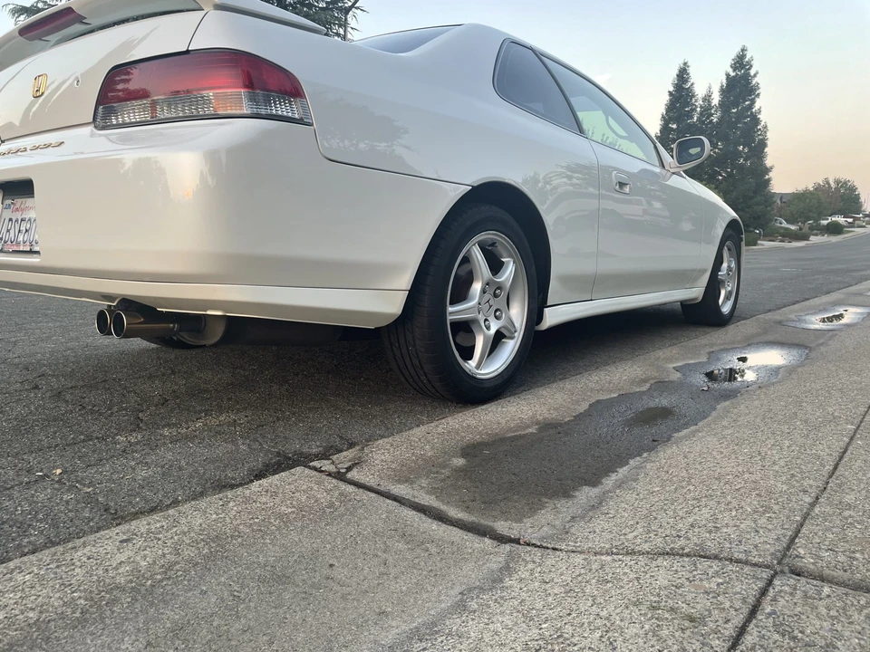 1998 Honda Prelude 5th Gen - Image 13 of 31