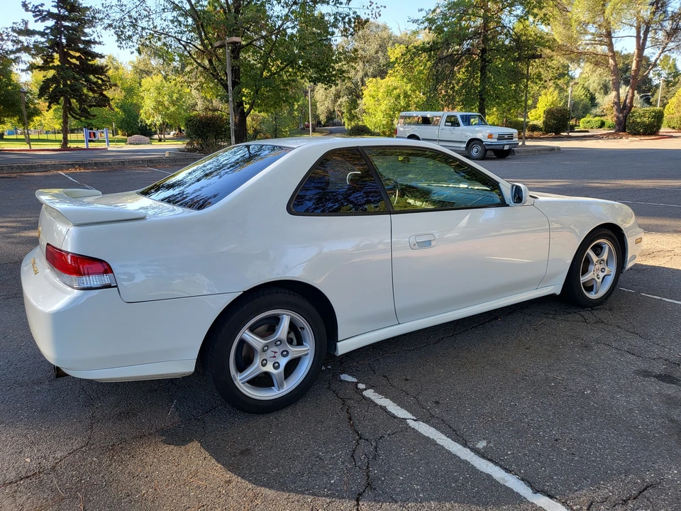 1998 Honda Prelude 5th Gen - Image 10 of 31