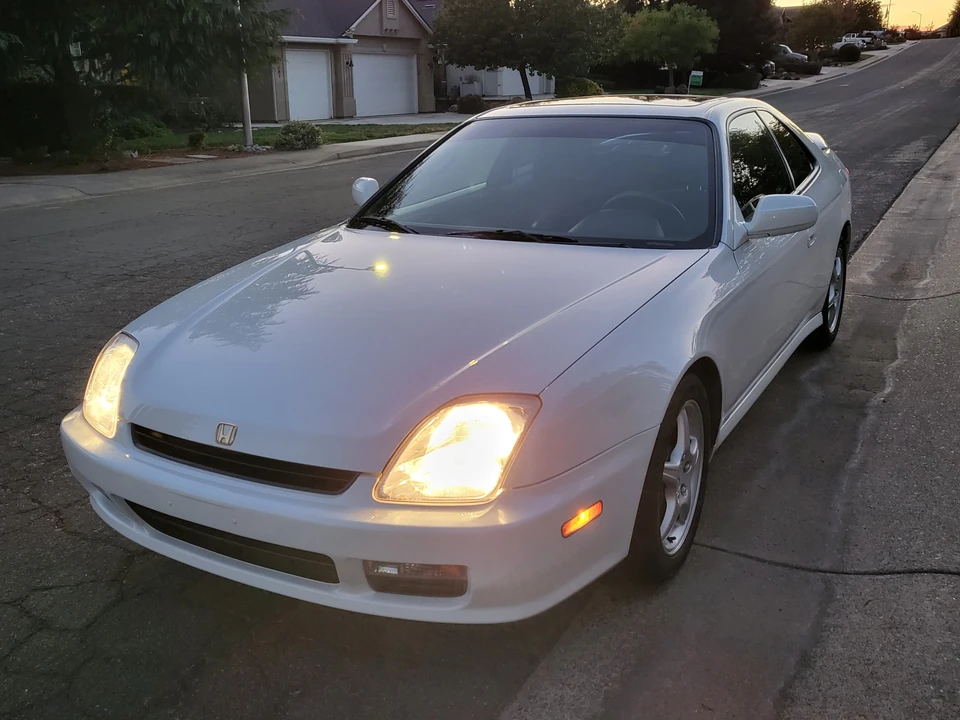 1998 Honda Prelude 5th Gen - Image 16 of 31