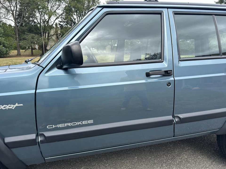 1998 Jeep XJ Cherokee - Image 15 of 31