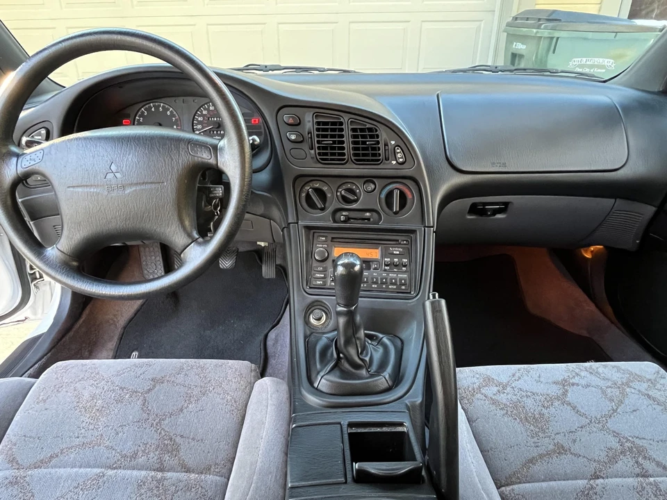 1998 Mitsubishi Eclipse 2nd Gen - Image 27 of 31