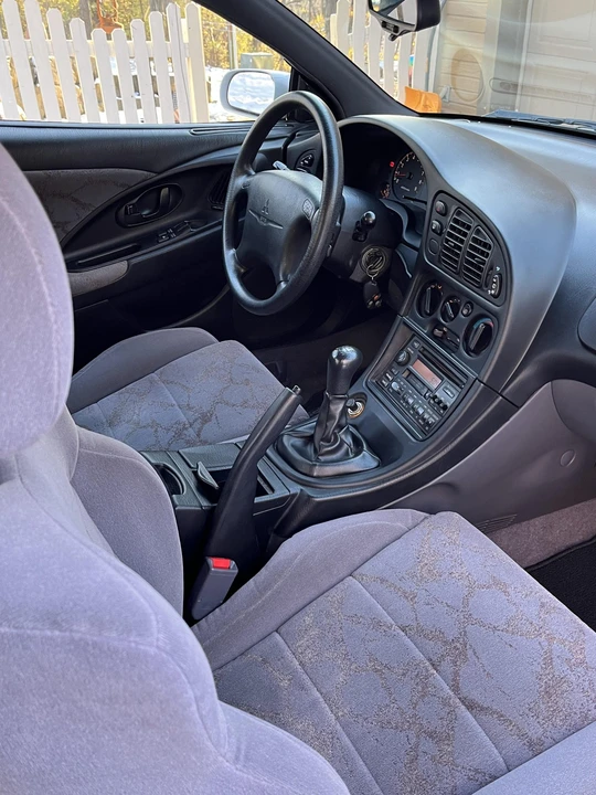 1998 Mitsubishi Eclipse 2nd Gen - Image 25 of 31