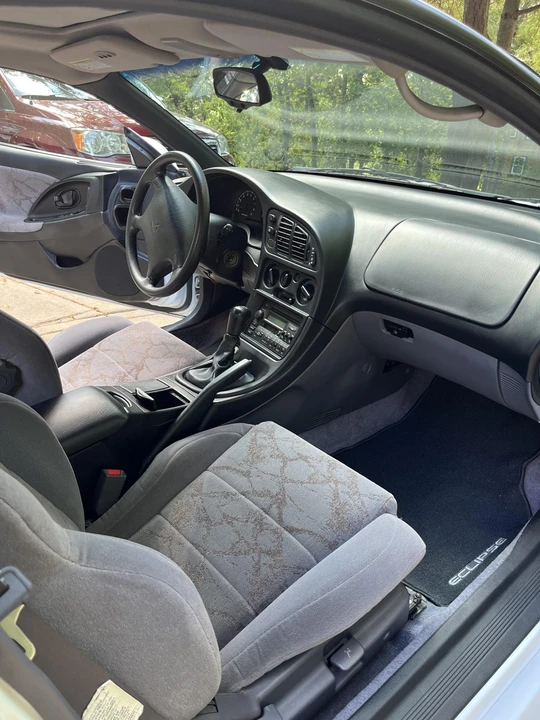 1998 Mitsubishi Eclipse 2nd Gen - Image 26 of 31
