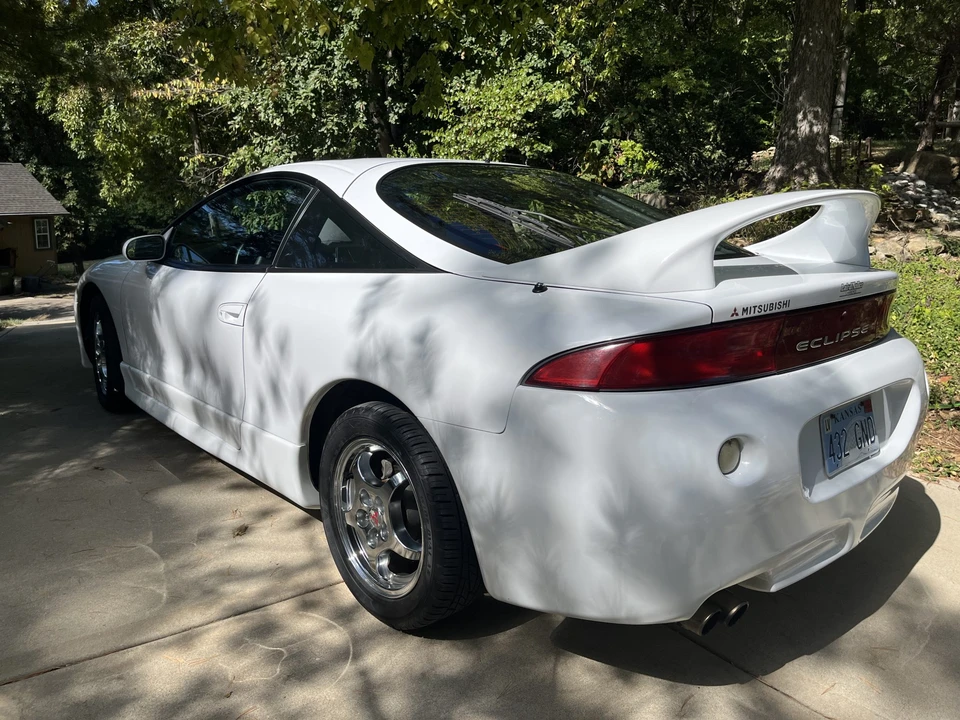 1998 Mitsubishi Eclipse 2nd Gen - Image 9 of 31
