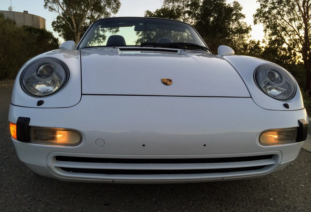 1998 Porsche 993 Carrera - Image 15 of 31