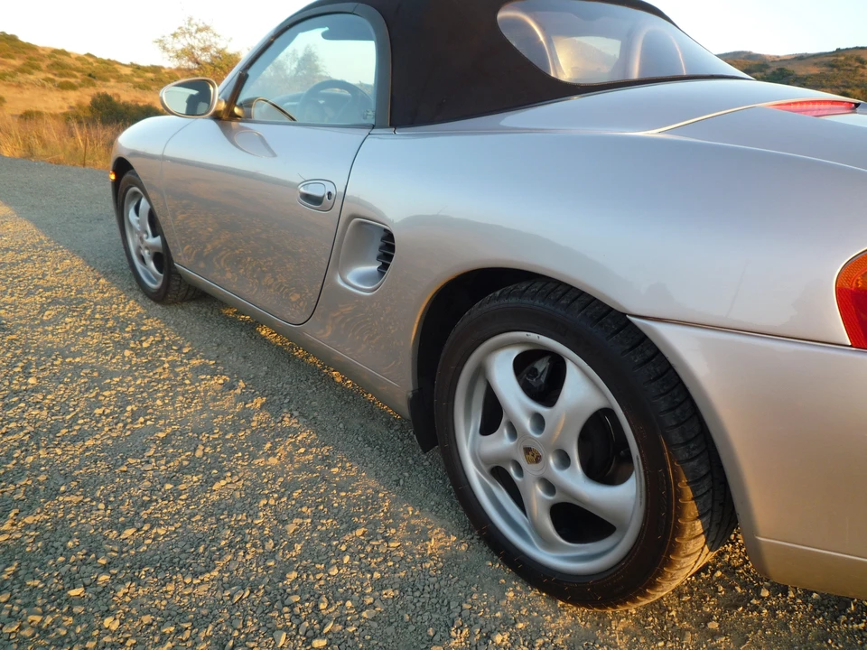 1998 Porsche 986 Boxster - Image 28 of 31