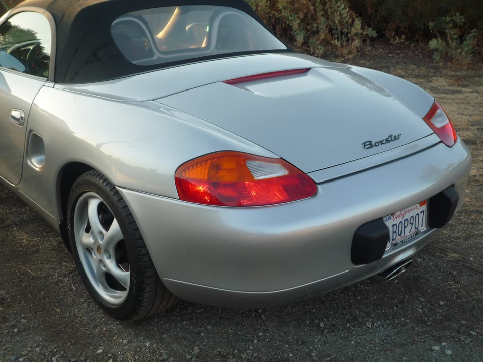 1998 Porsche 986 Boxster - Image 23 of 31