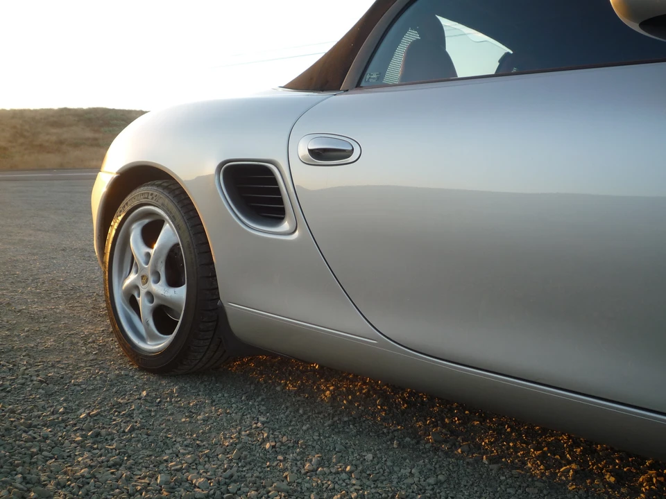 1998 Porsche 986 Boxster - Image 25 of 31