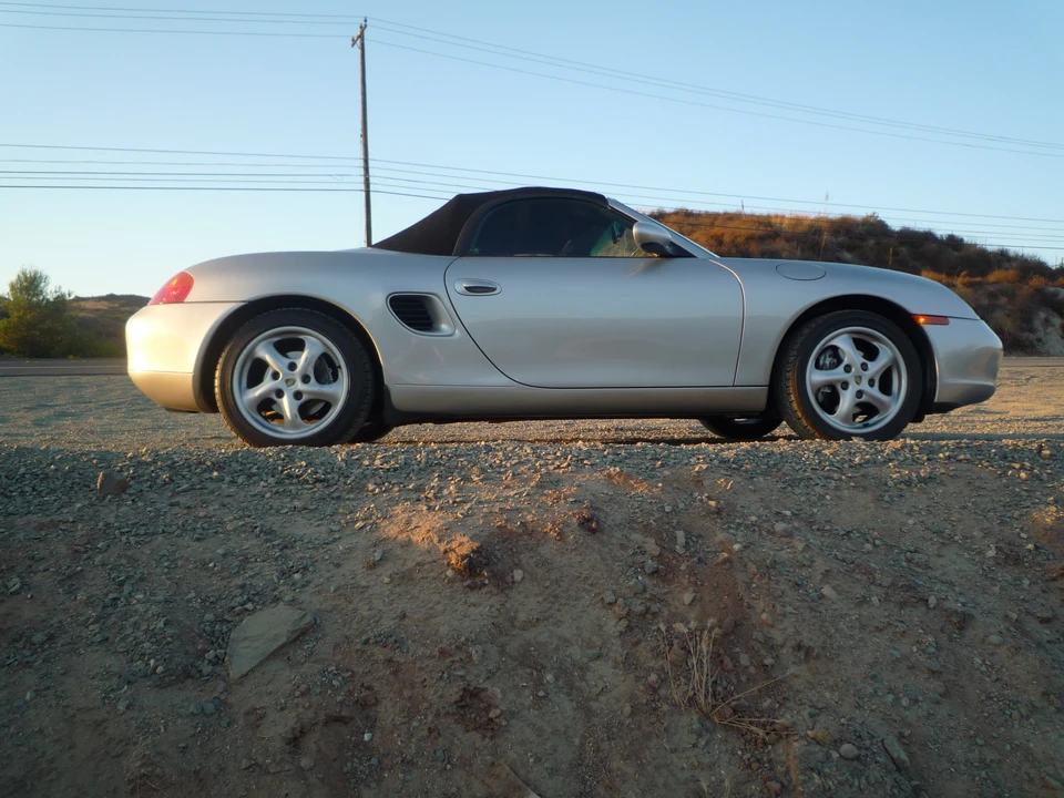 1998 Porsche 986 Boxster - Image 8 of 31