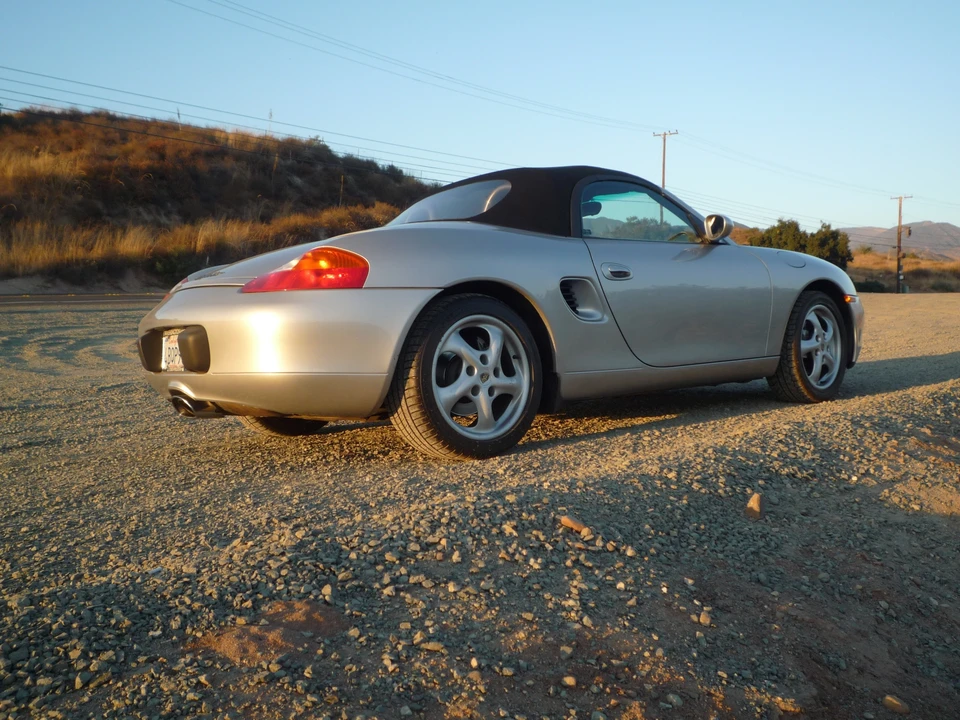 1998 Porsche 986 Boxster - Image 9 of 31