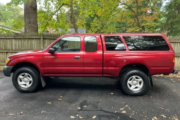 1998 Toyota Tacoma 1st Gen - Image 2 of 7