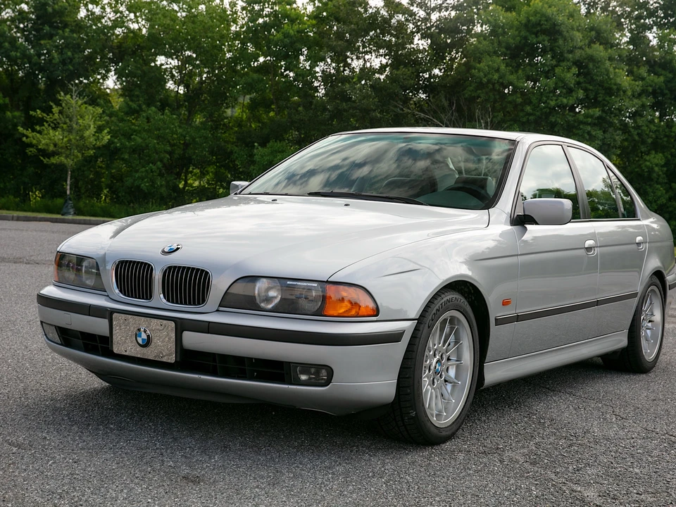 1999 BMW E39 540i - Image 12 of 31