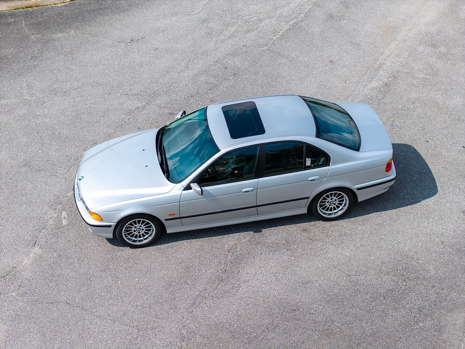 1999 BMW E39 540i - Image 22 of 31