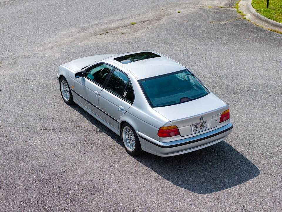 1999 BMW E39 540i - Image 21 of 31