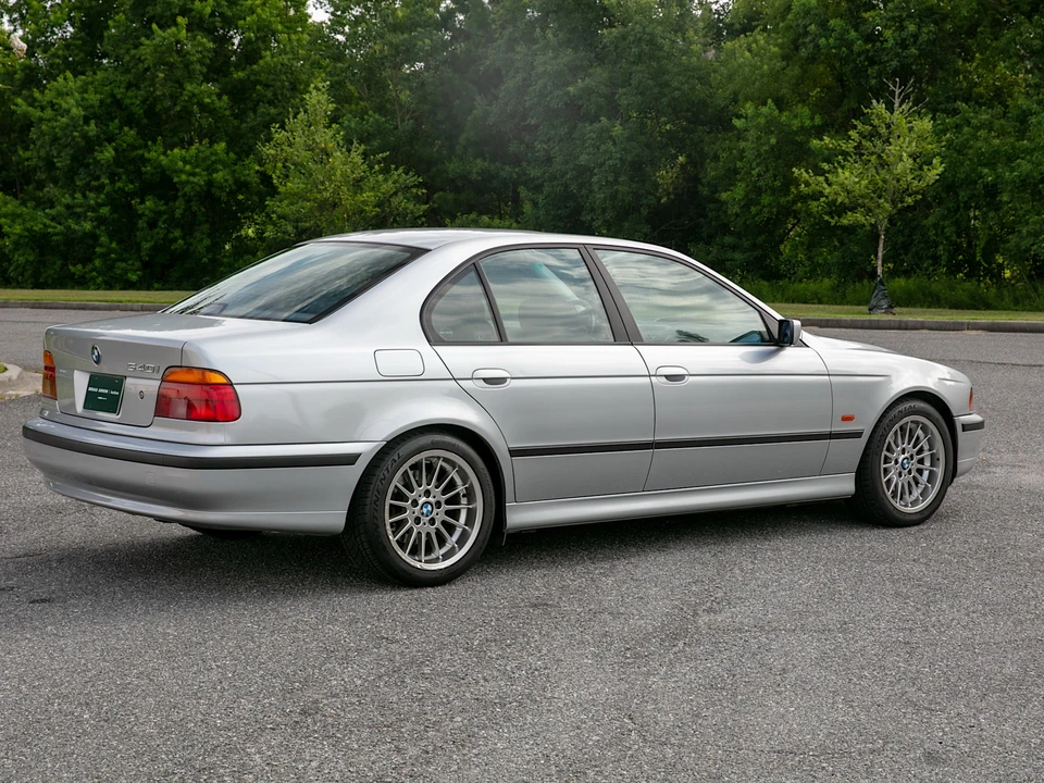 1999 BMW E39 540i - Image 15 of 31