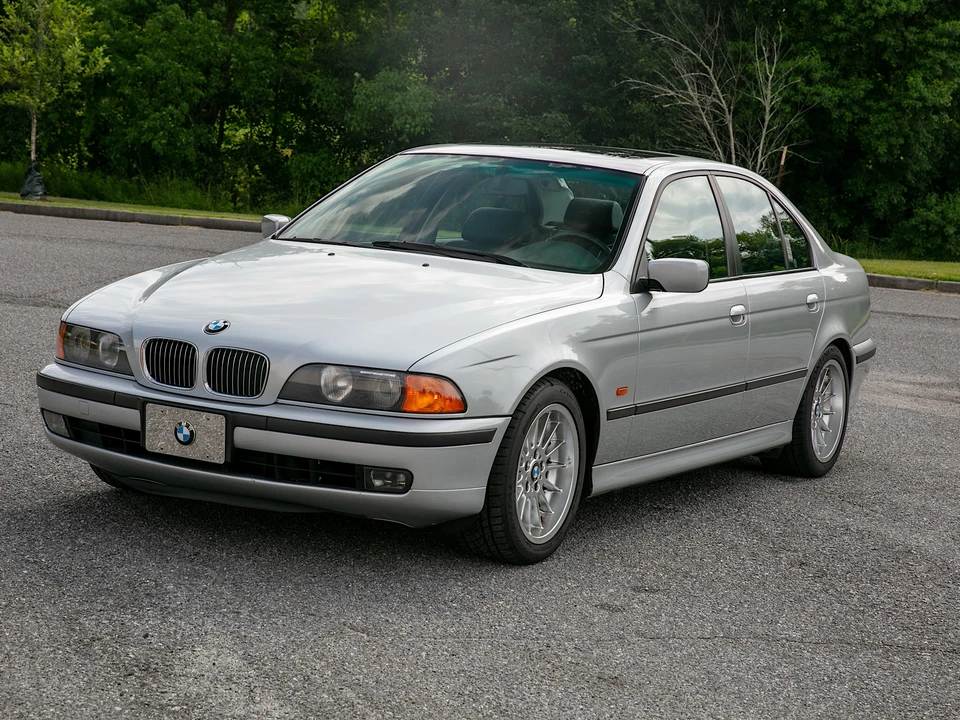 1999 BMW E39 540i - Image 17 of 31