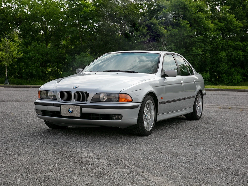 1999 BMW E39 540i - Image 18 of 31