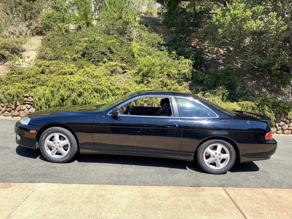1999 Lexus SC400 - Image 16 of 31