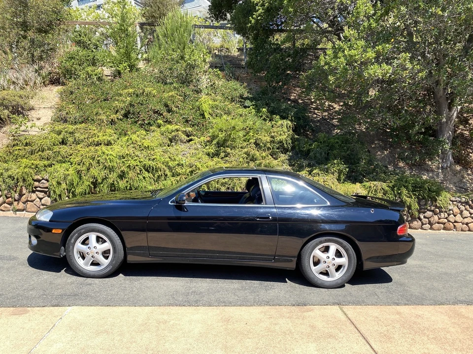 1999 Lexus SC400 - Image 18 of 31