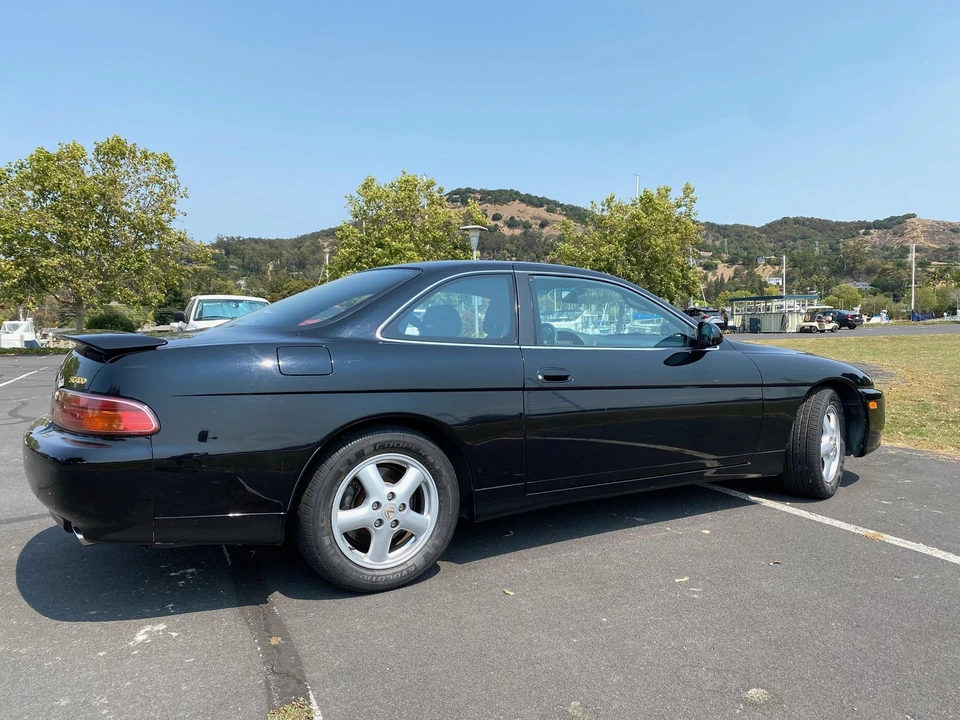 1999 Lexus SC400 - Image 29 of 31