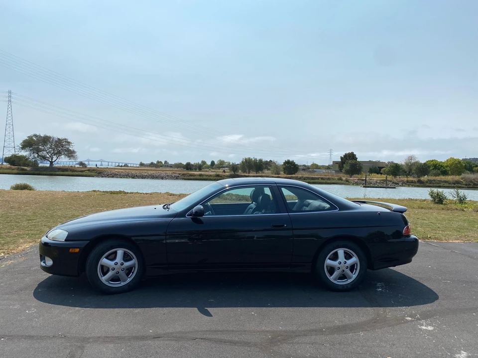 1999 Lexus SC400 - Image 10 of 31
