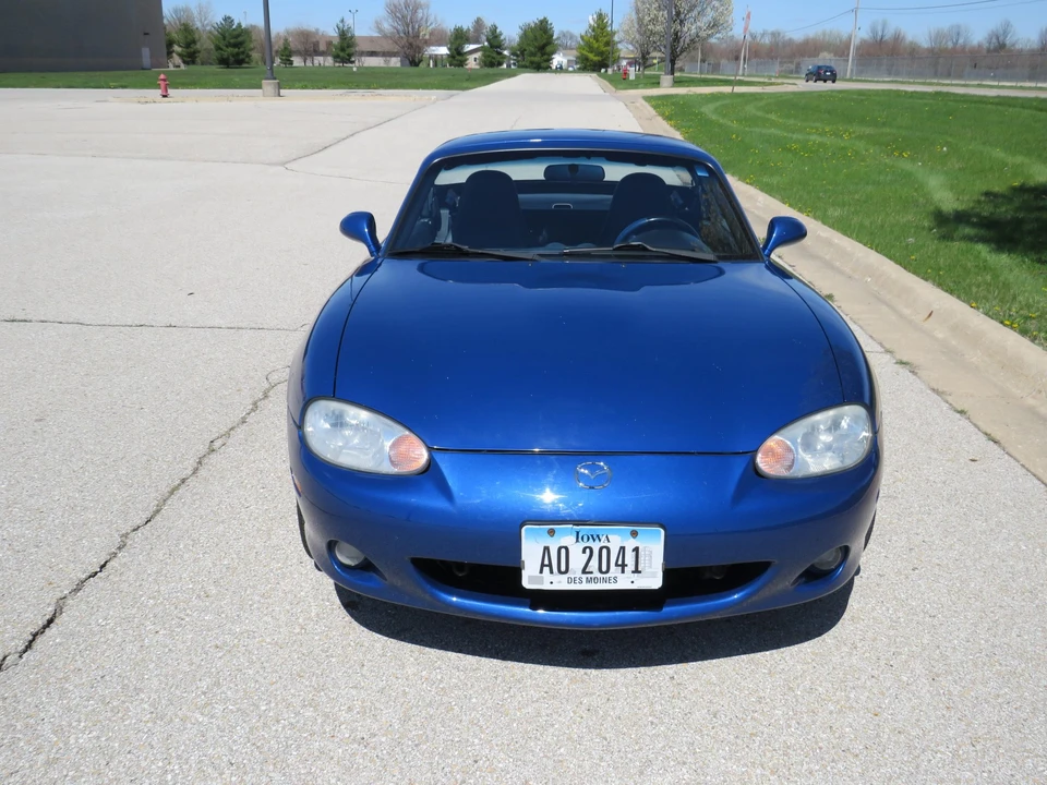 1999 Mazda NB MX-5 Miata - Image 3 of 31