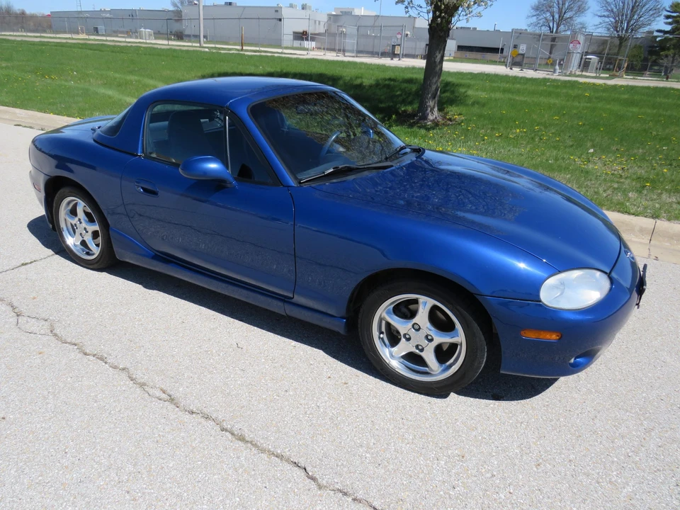 1999 Mazda NB MX-5 Miata - Image 13 of 31