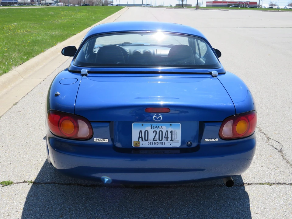 1999 Mazda NB MX-5 Miata - Image 9 of 31
