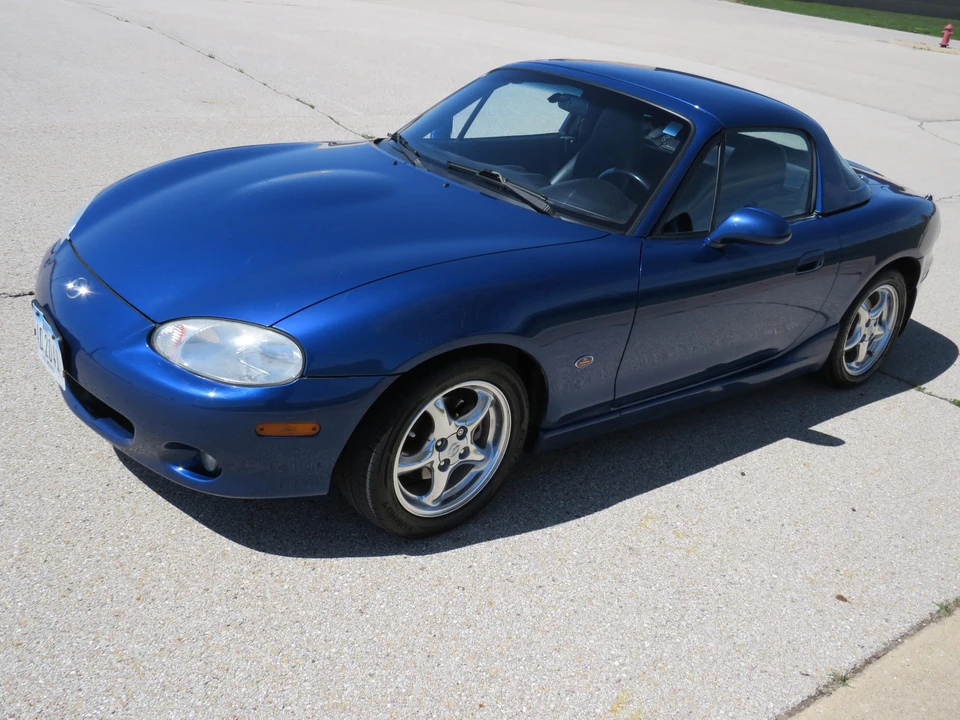 1999 Mazda NB MX-5 Miata - Image 4 of 31