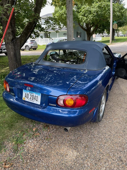 1999 Mazda NB MX-5 Miata - Image 16 of 31