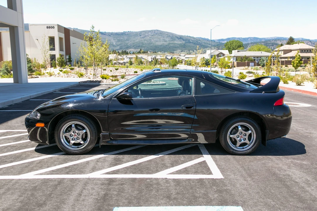 1999 Mitsubishi Eclipse 2nd Gen - Image 3 of 31