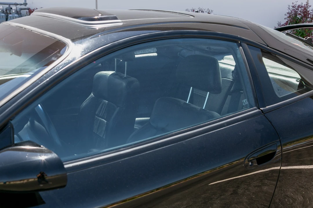 1999 Mitsubishi Eclipse 2nd Gen - Image 24 of 31