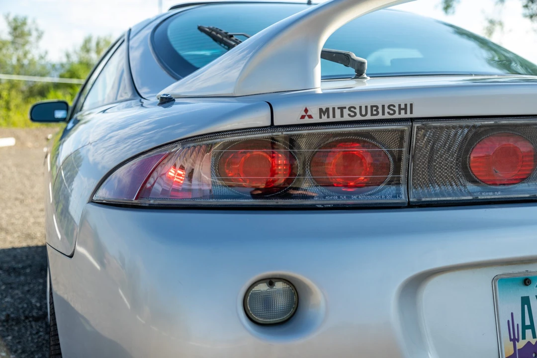 1999 Mitsubishi Eclipse 2nd Gen - Image 24 of 31