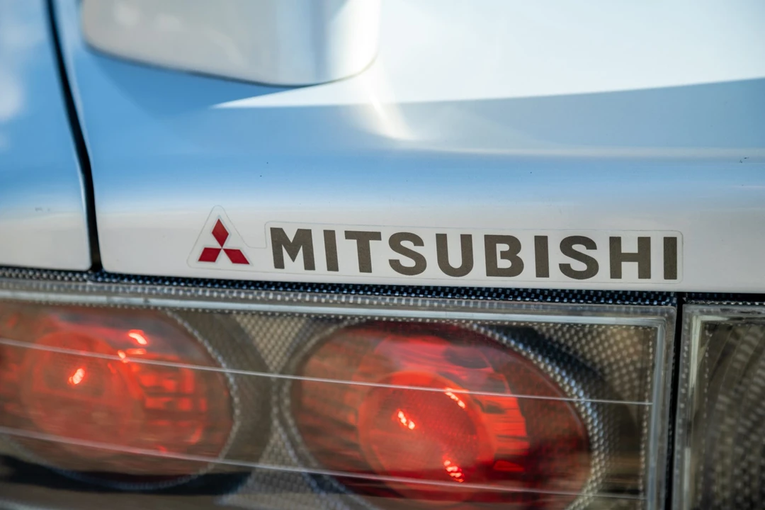 1999 Mitsubishi Eclipse 2nd Gen - Image 29 of 31