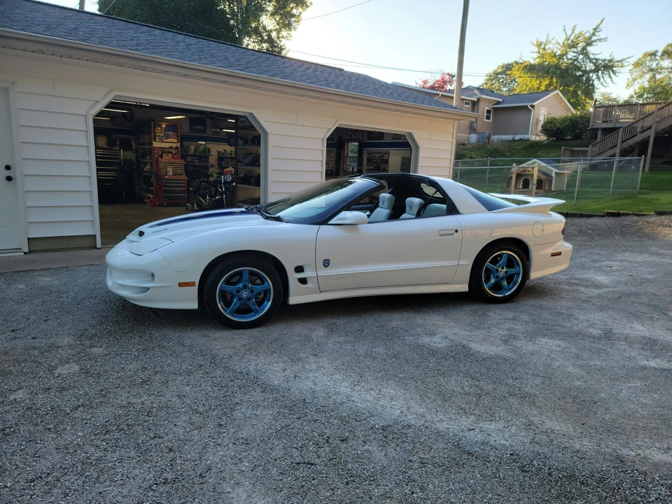 1999 Pontiac Firebird Trans Am 4th Gen - Image 5 of 31