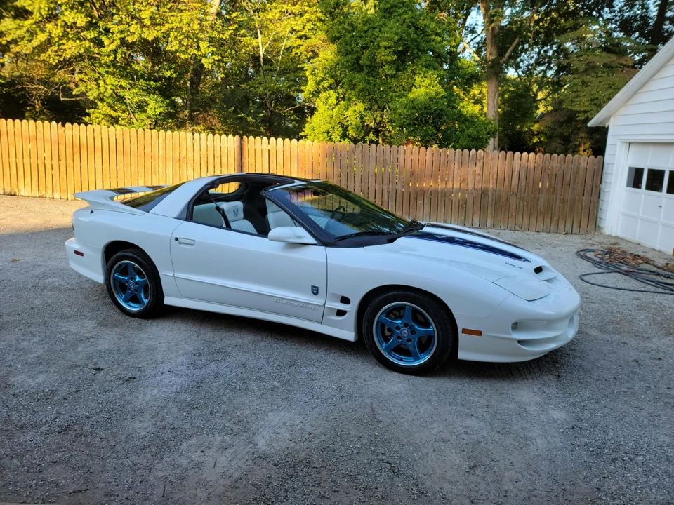 1999 Pontiac Firebird Trans Am 4th Gen - Image 15 of 31