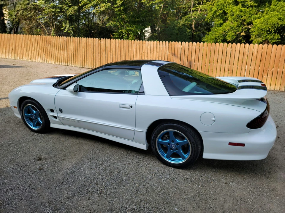 1999 Pontiac Firebird Trans Am 4th Gen - Image 8 of 31