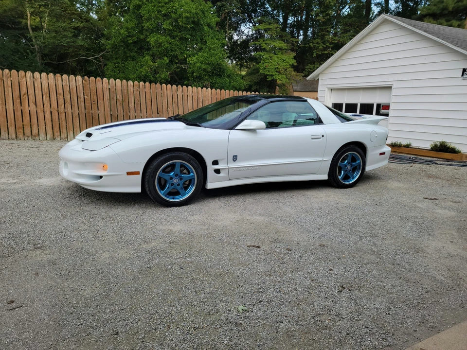 1999 Pontiac Firebird Trans Am 4th Gen - Image 4 of 31