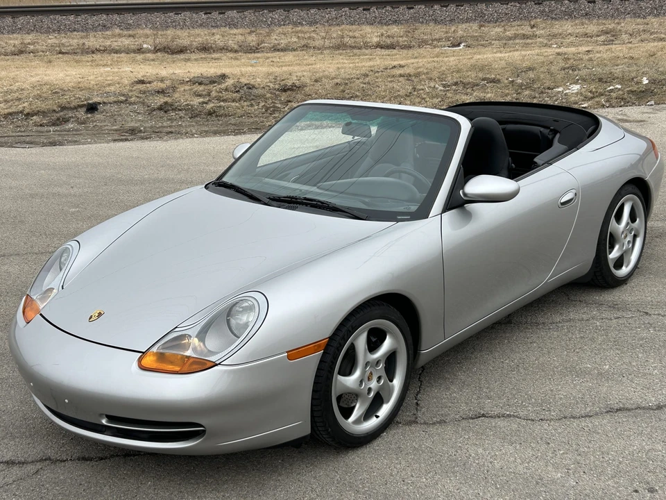 1999 Porsche 996 Carrera - Image 24 of 31