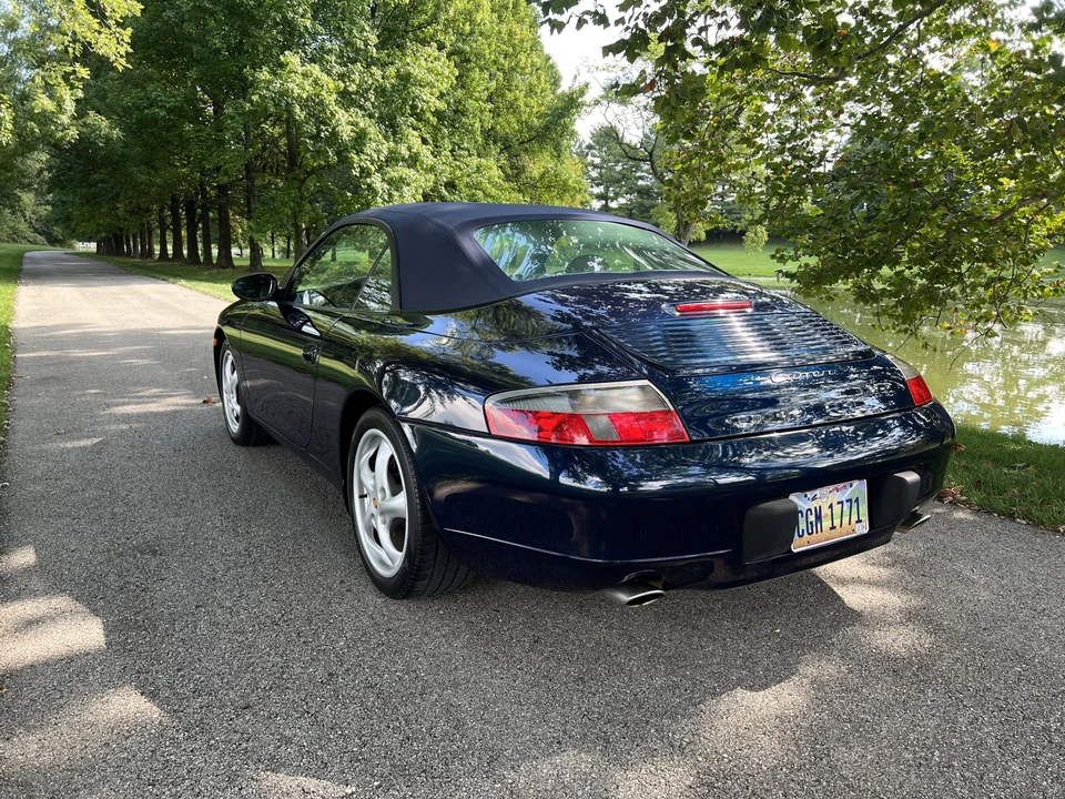 1999 Porsche 996 Carrera - Image 11 of 31
